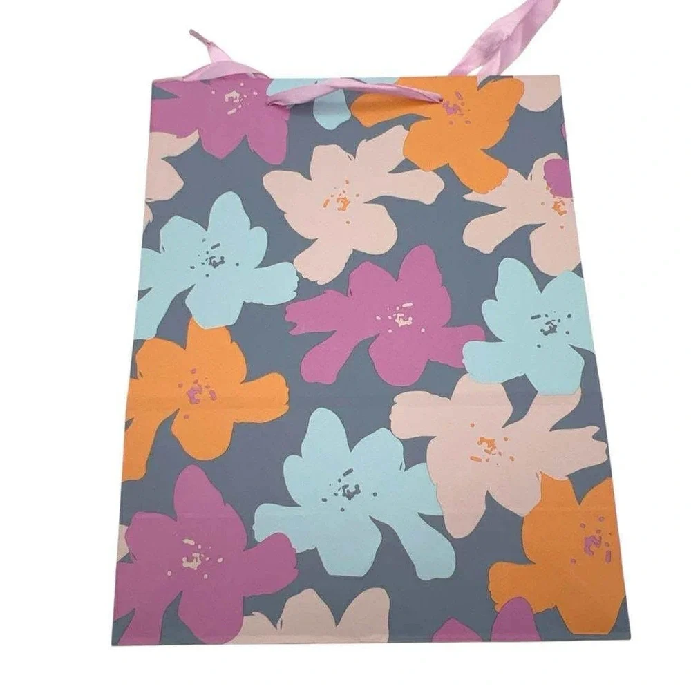 Spritz Gift Bags Floral Flowers Pattern Party Favor Goodie‎ Bags (8) Count 10x12